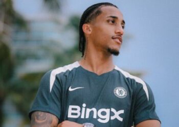 Barcelona se movimenta por João Pedro e prepara oferta milionária ao Chelsea